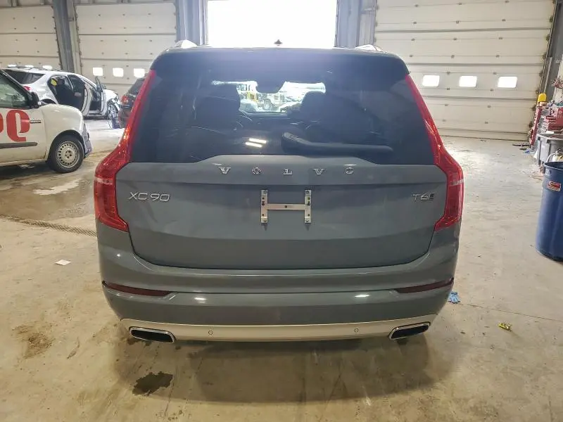 2020 VOLVO XC90 T6 MOMENTUM  