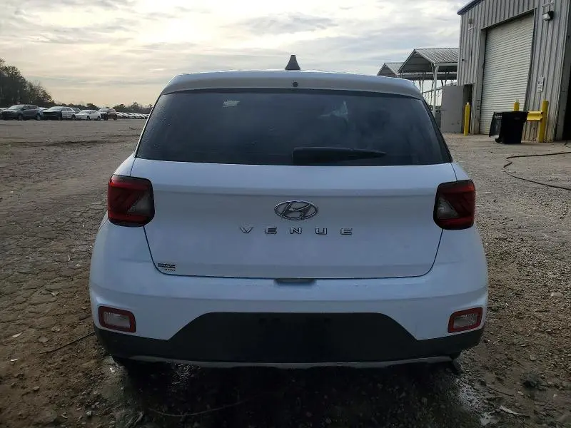 2021 HYUNDAI VENUE SE  