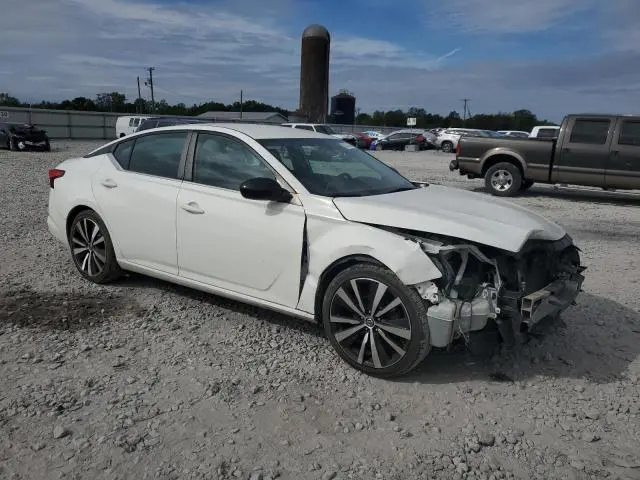 2019 NISSAN ALTIMA SR
