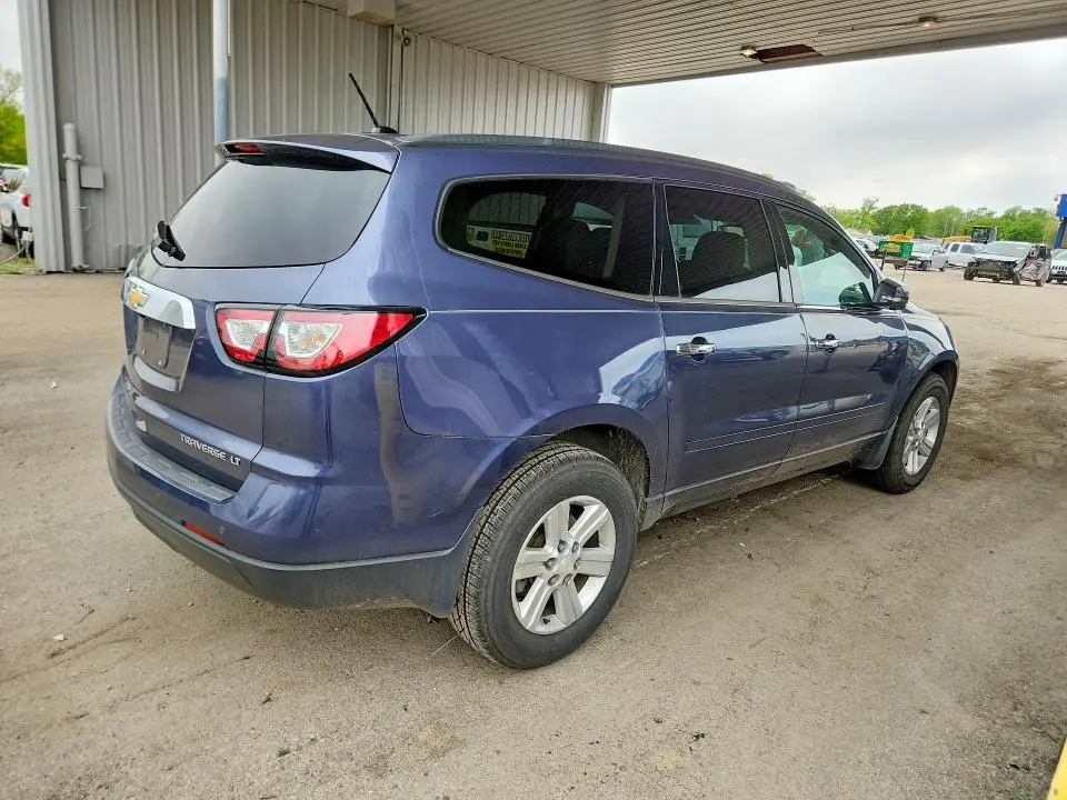 2014 CHEVROLET TRAVERSE LT  