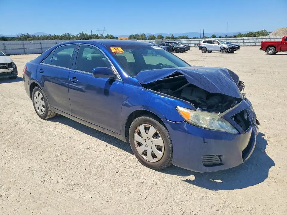 2010 TOYOTA CAMRY LE  