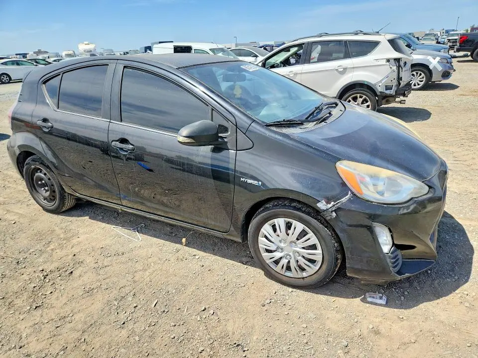 2016 TOYOTA PRIUS C ONE  