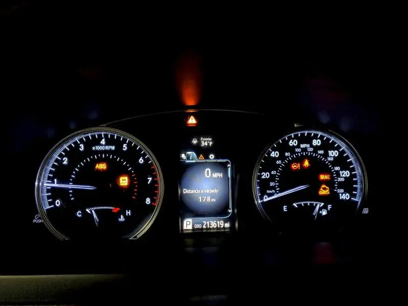 2015 TOYOTA CAMRY LE  