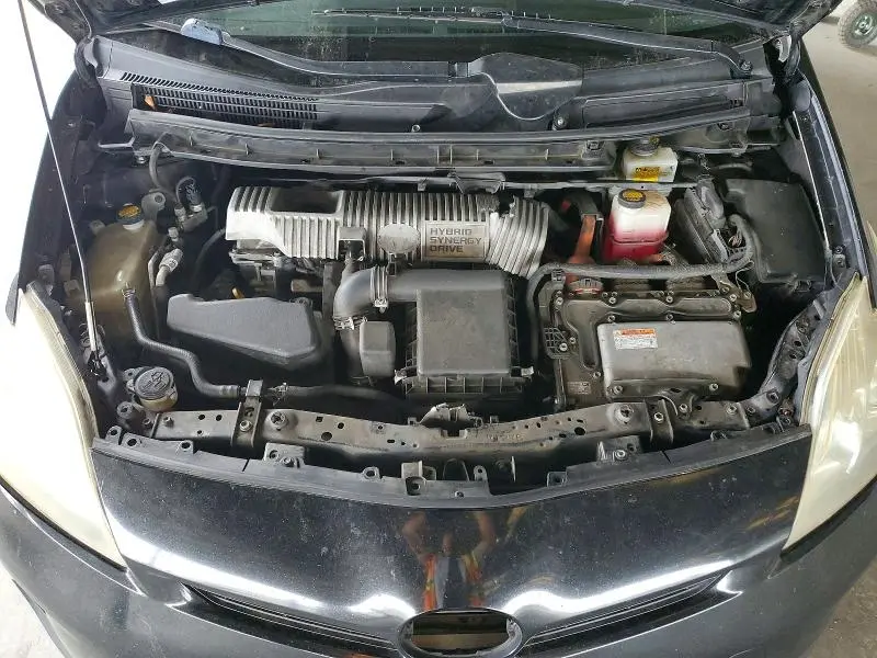 2012 TOYOTA PRIUS THREE  