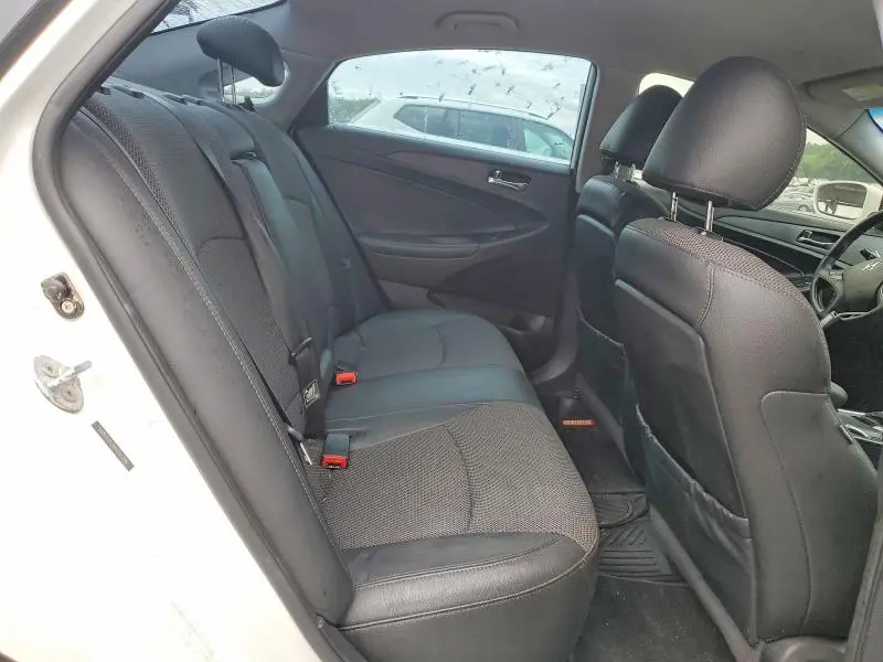 2011 HYUNDAI SONATA SE  
