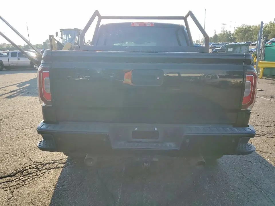 2017 GMC SIERRA K1500 SLT  