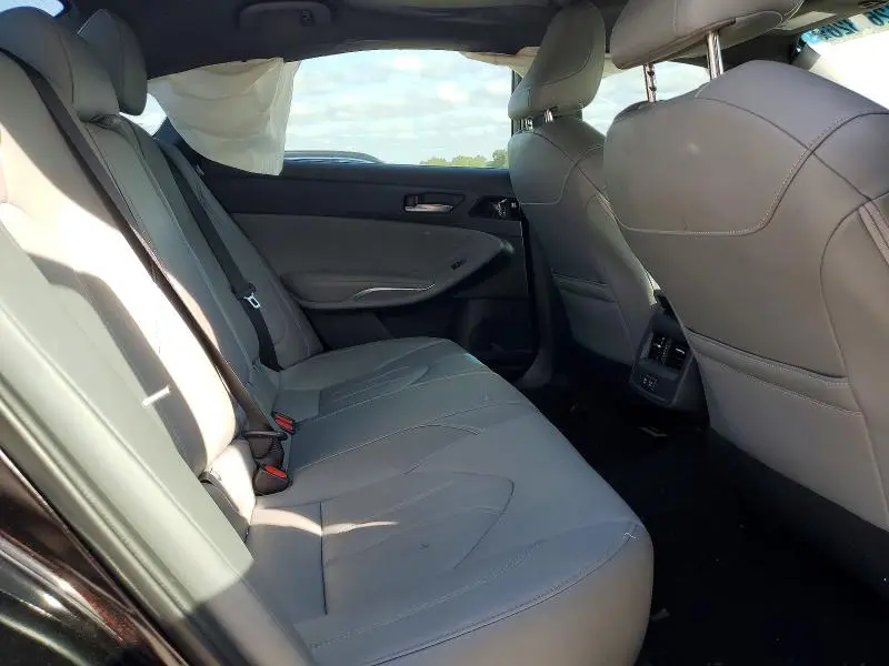 2019 TOYOTA AVALON XLE  