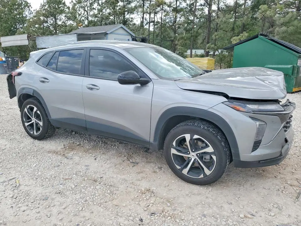 2024 CHEVROLET TRAX 1RS  