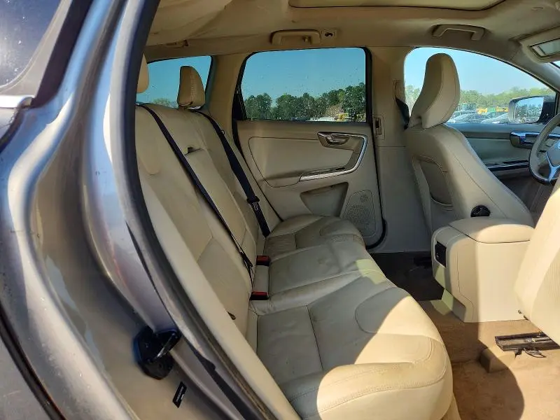 2012 VOLVO XC60 3.2  