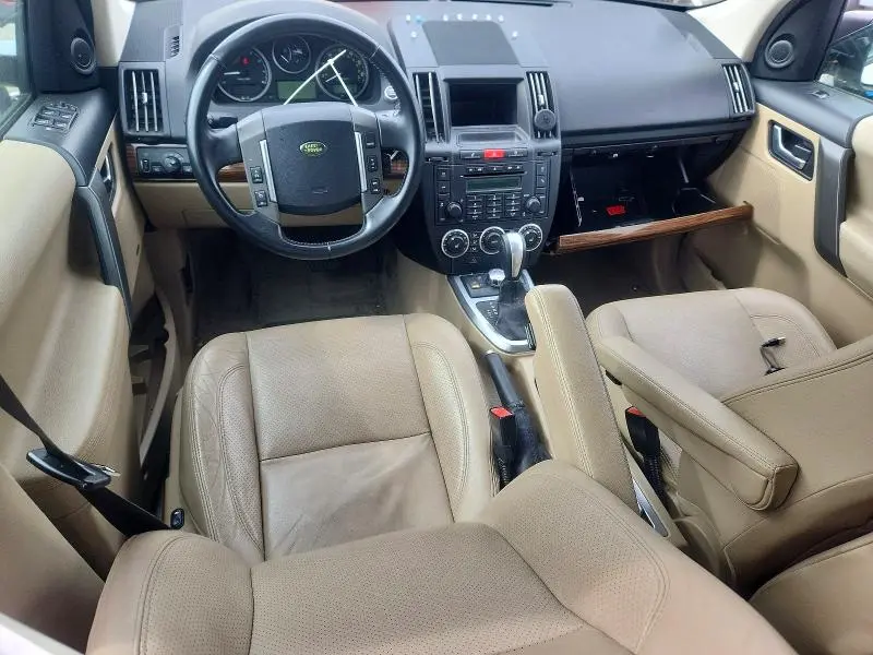 2010 LAND ROVER LR2 HSE  
