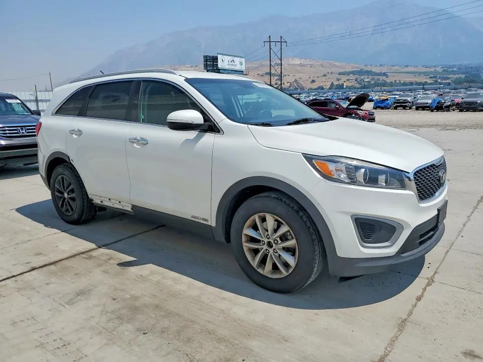 2016 KIA SORENTO LX V6  
