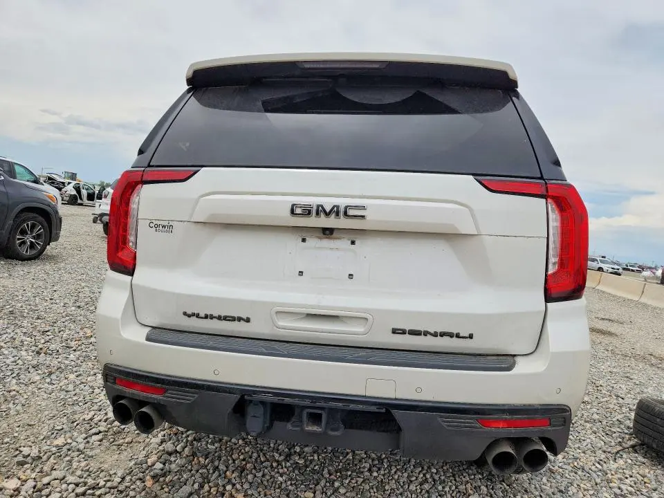 2022 GMC YUKON DENALI  