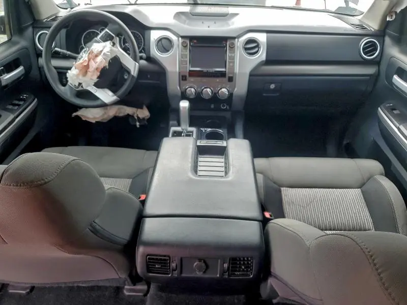 2017 TOYOTA TUNDRA SR5  