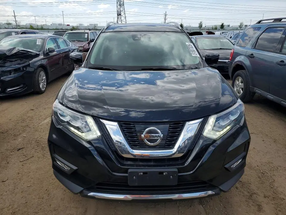 2017 NISSAN ROGUE SL  