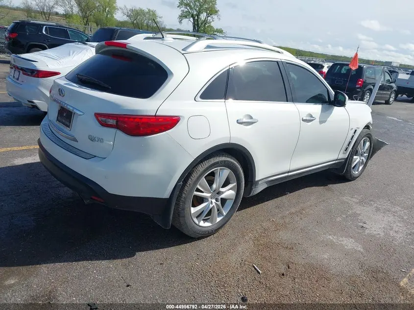 2014 INFINITI QX70  
