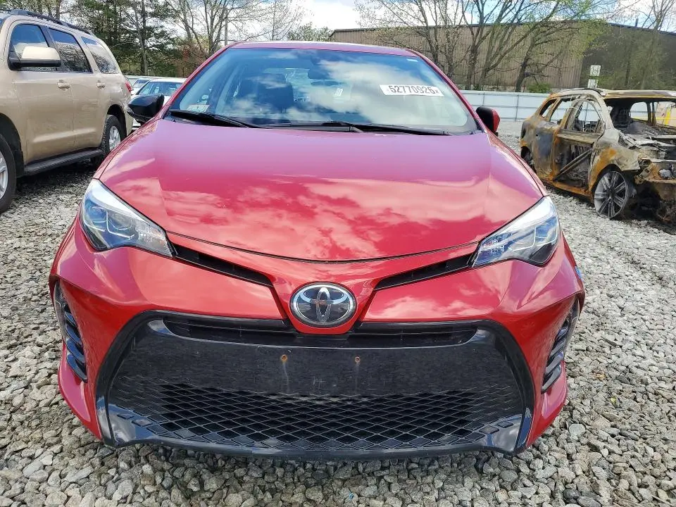 2019 TOYOTA COROLLA SE  
