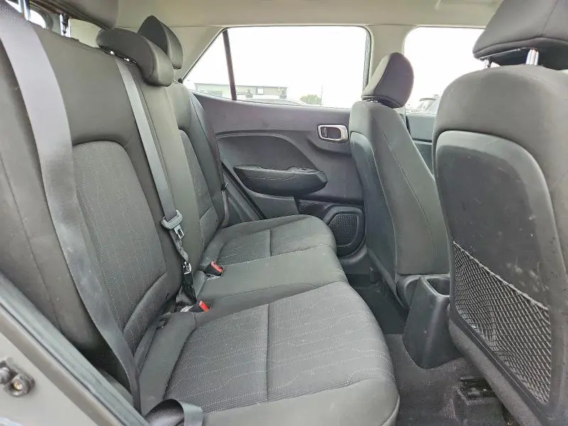 2022 HYUNDAI VENUE SE  