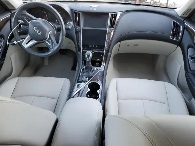 2019 INFINITI Q50 LUXE  