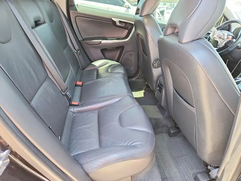2014 VOLVO XC60 3.2  