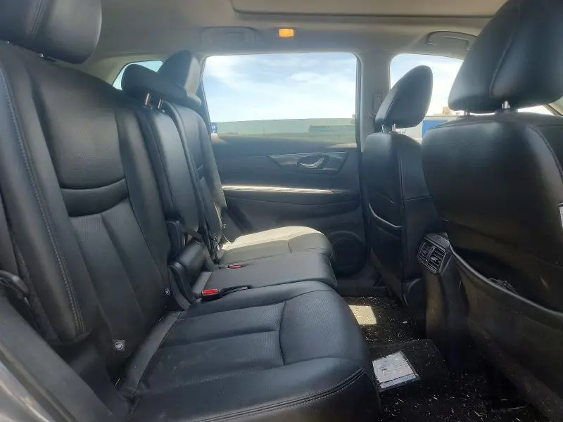 2019 NISSAN ROGUE SL  