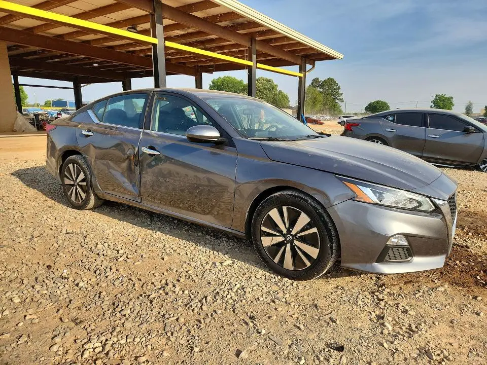 2021 NISSAN ALTIMA 2.5 SV  