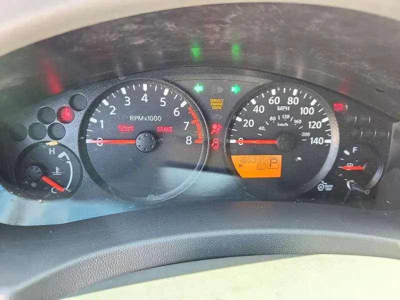 2011 NISSAN FRONTIER S  
