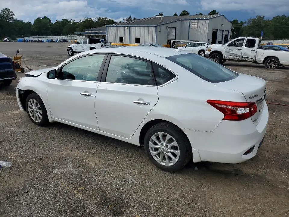 2017 NISSAN SENTRA SV  