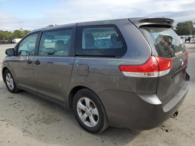 2013 TOYOTA SIENNA 