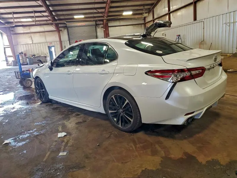 2018 TOYOTA CAMRY XSE  