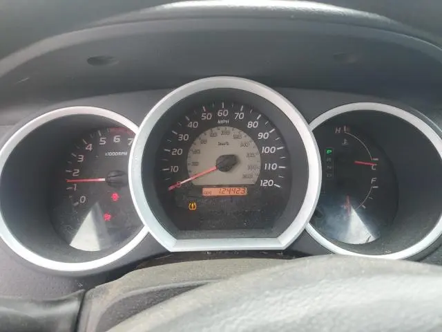 2010 TOYOTA TACOMA   