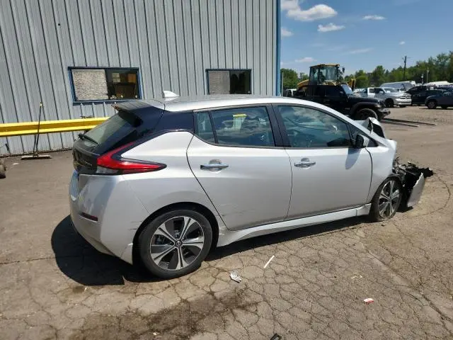 2022 NISSAN LEAF SV  