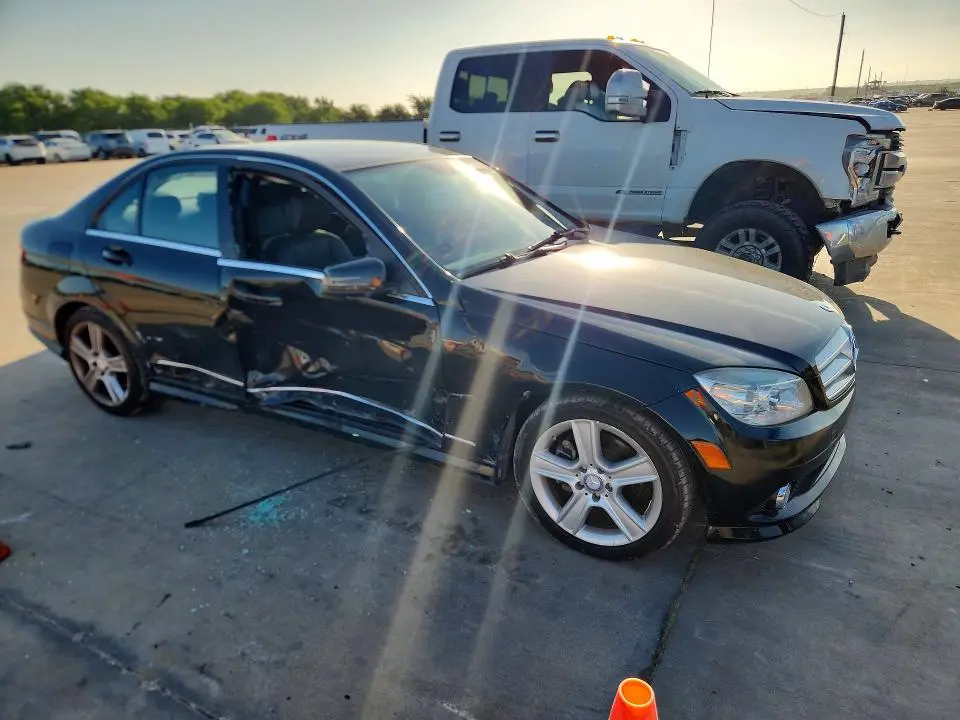 2010 MERCEDES-BENZ C 300  