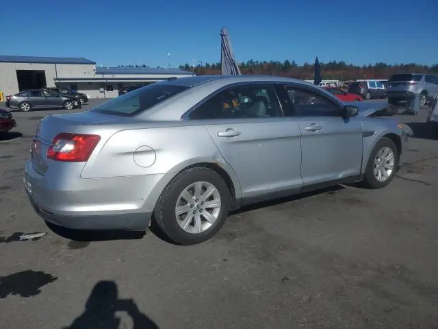 2011 FORD TAURUS SE  