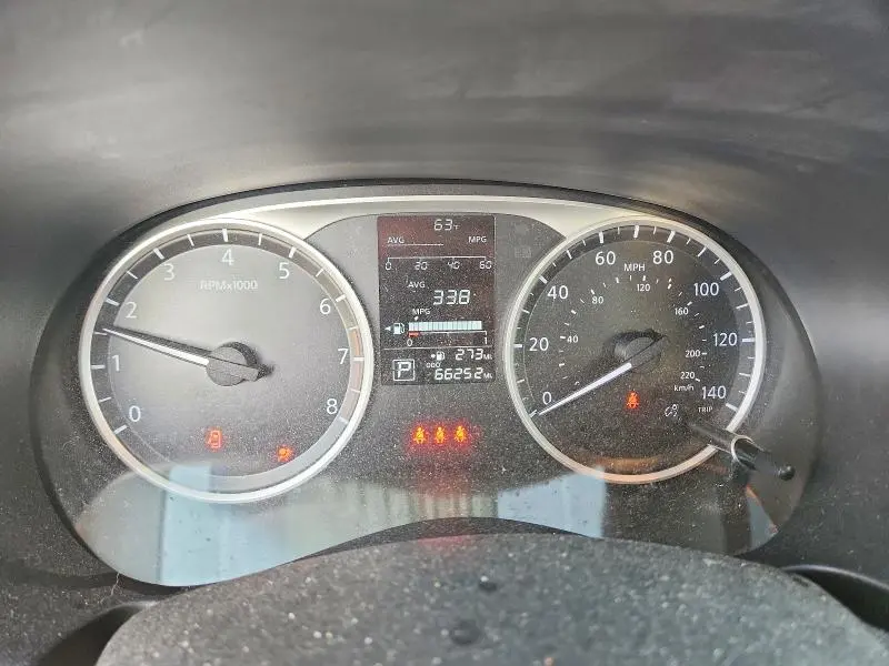2021 NISSAN KICKS S  