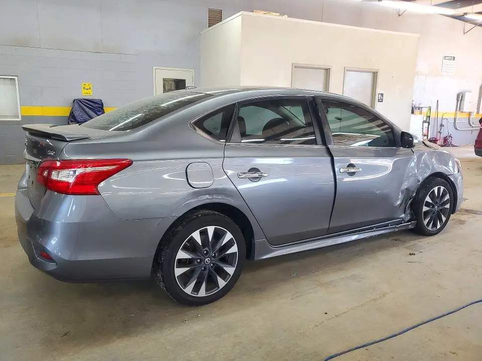 2016 NISSAN SENTRA SR  