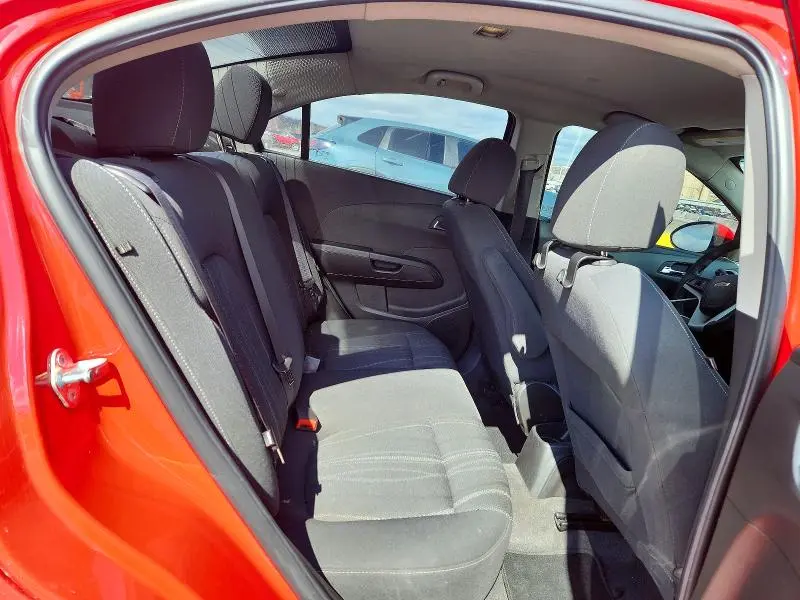 2017 CHEVROLET SONIC LT  