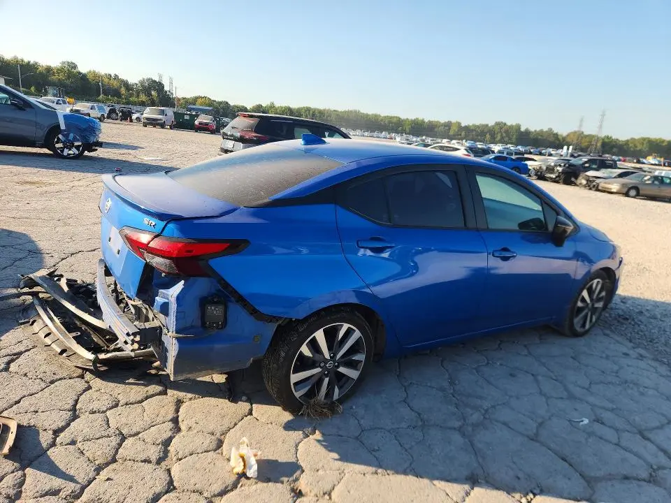 2020 NISSAN VERSA SR  