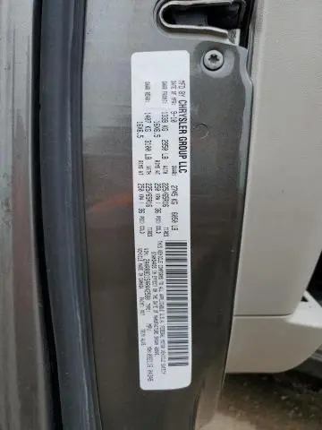 2010 CHRYSLER TOWN & COUNTRY TOURING PLUS  