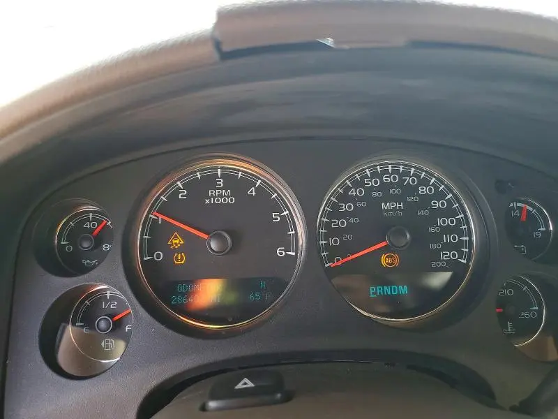 2011 CHEVROLET SUBURBAN K1500 LT  