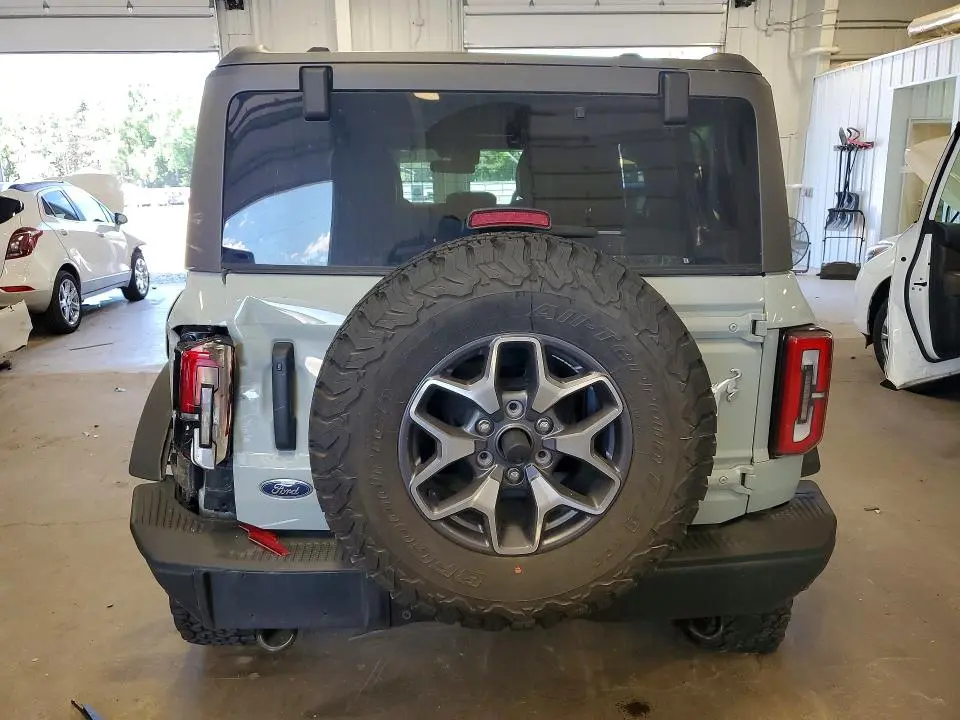 2023 FORD BRONCO BASE  