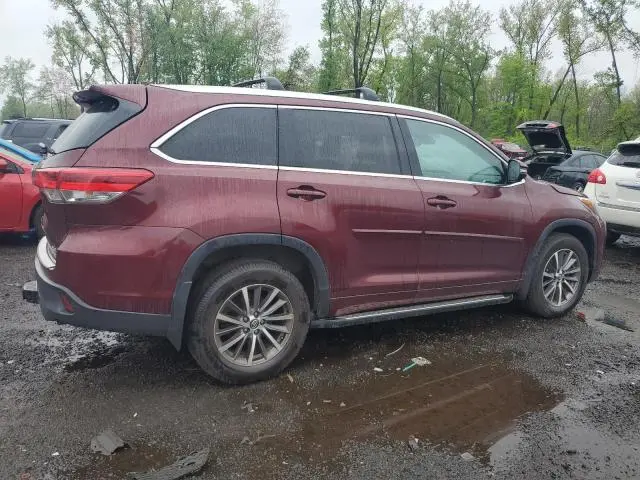 2017 TOYOTA HIGHLANDER SE  