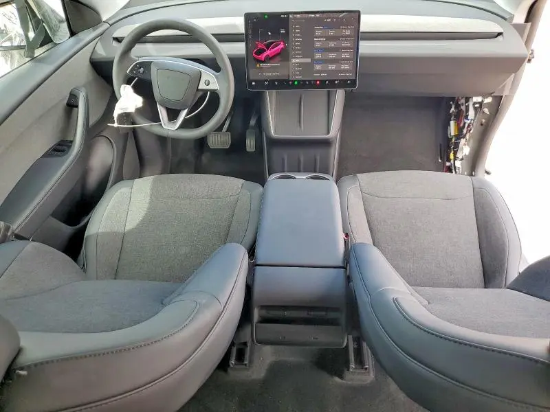 2026 TESLA MODEL Y   