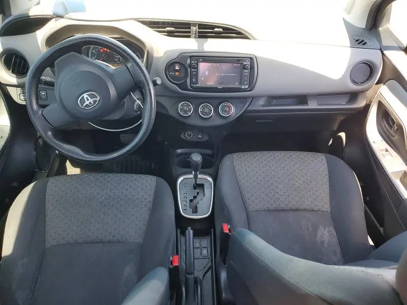 2015 TOYOTA YARIS 5-DOOR L  