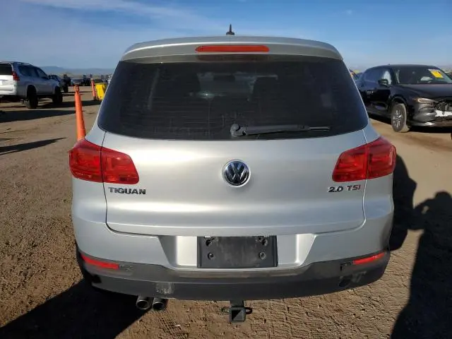 2013 VOLKSWAGEN TIGUAN S  