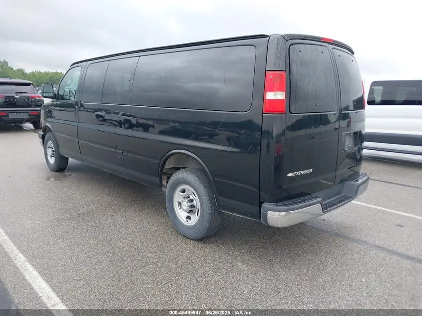 2017 CHEVROLET EXPRESS 3500 LT