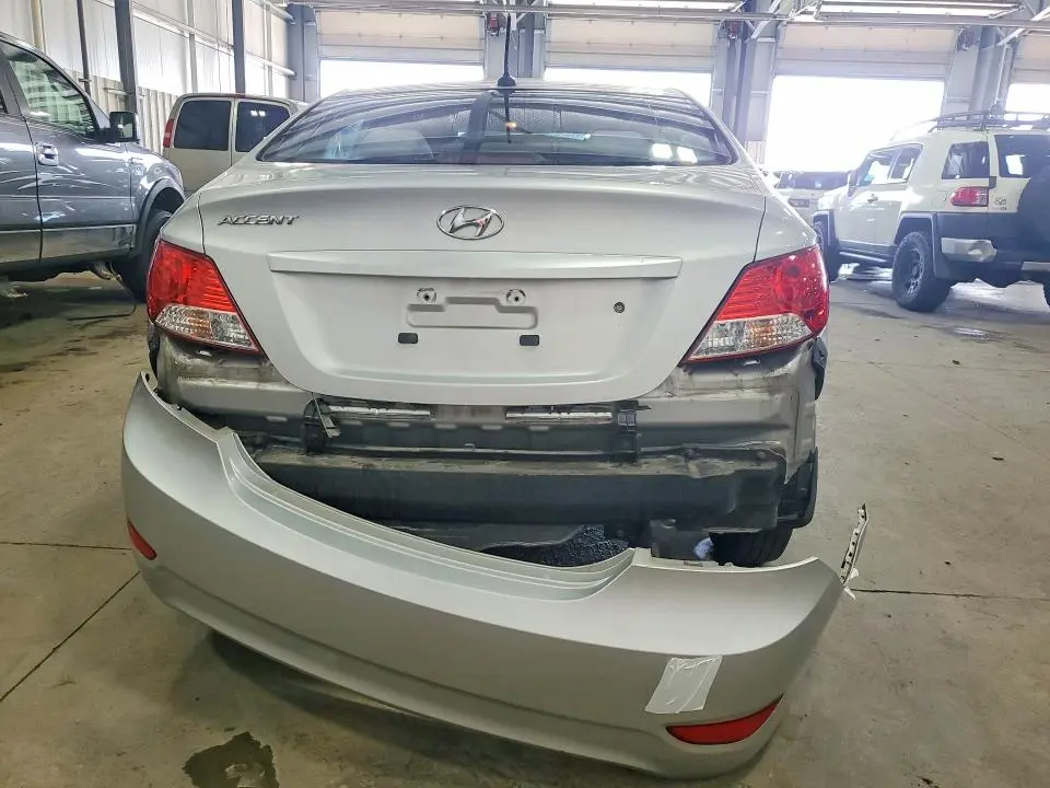 2013 HYUNDAI ACCENT GLS  