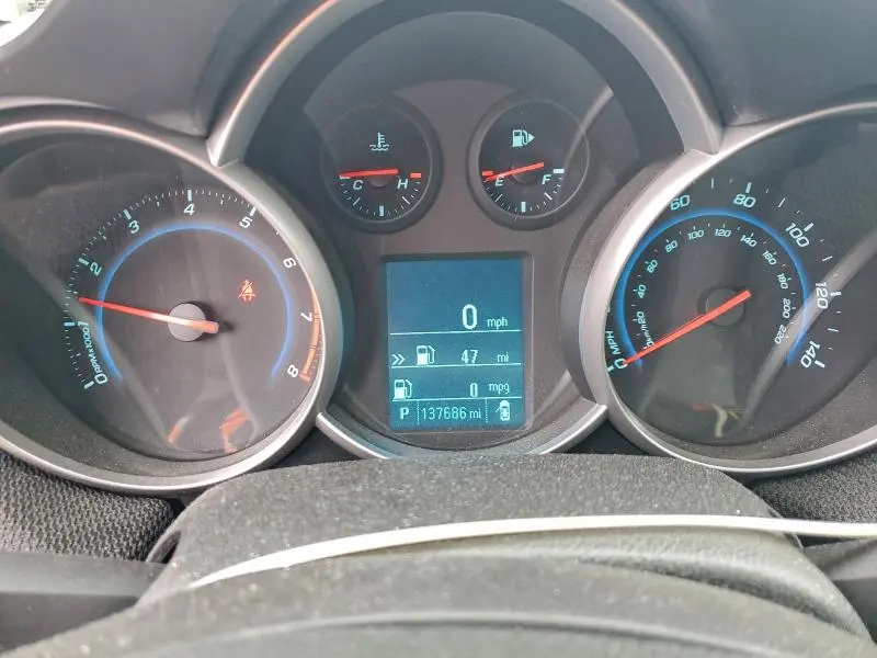 2012 CHEVROLET CRUZE LT  