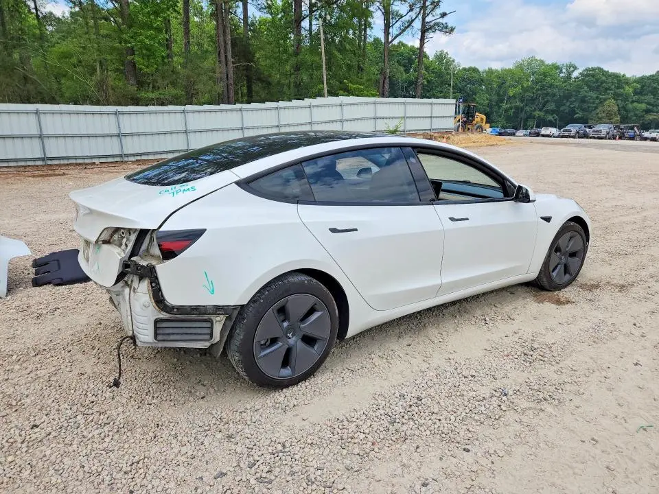 2021 TESLA MODEL 3   