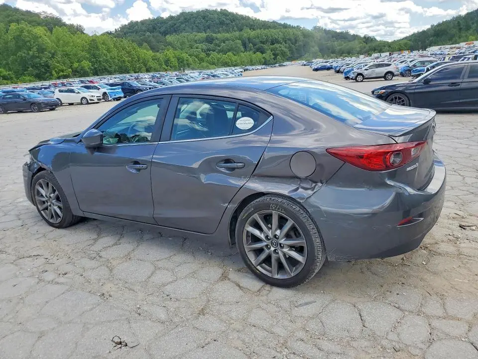 2018 MAZDA 3 TOURING  