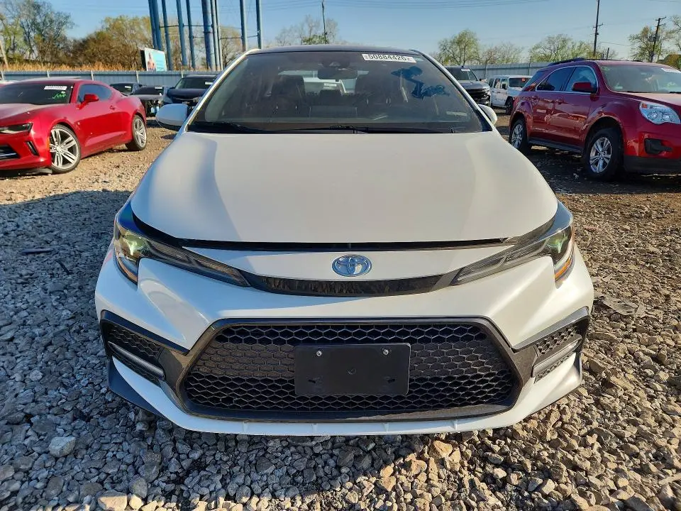 2021 TOYOTA COROLLA XSE  